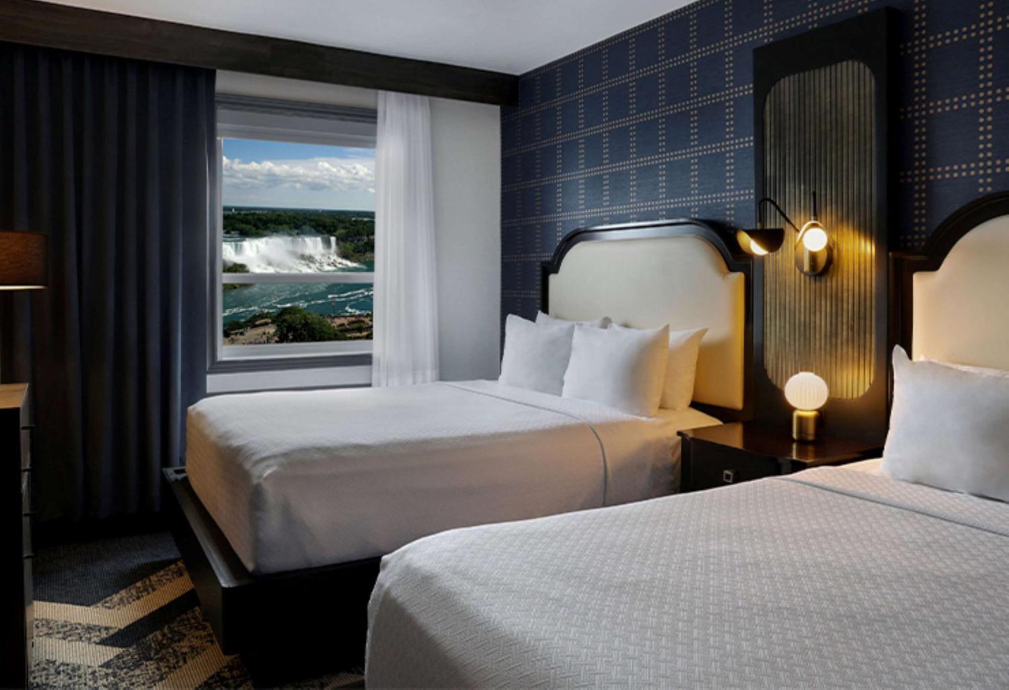 The Brock Niagara Falls Fallsview, Tapestry By Hilton Екстер'єр фото
