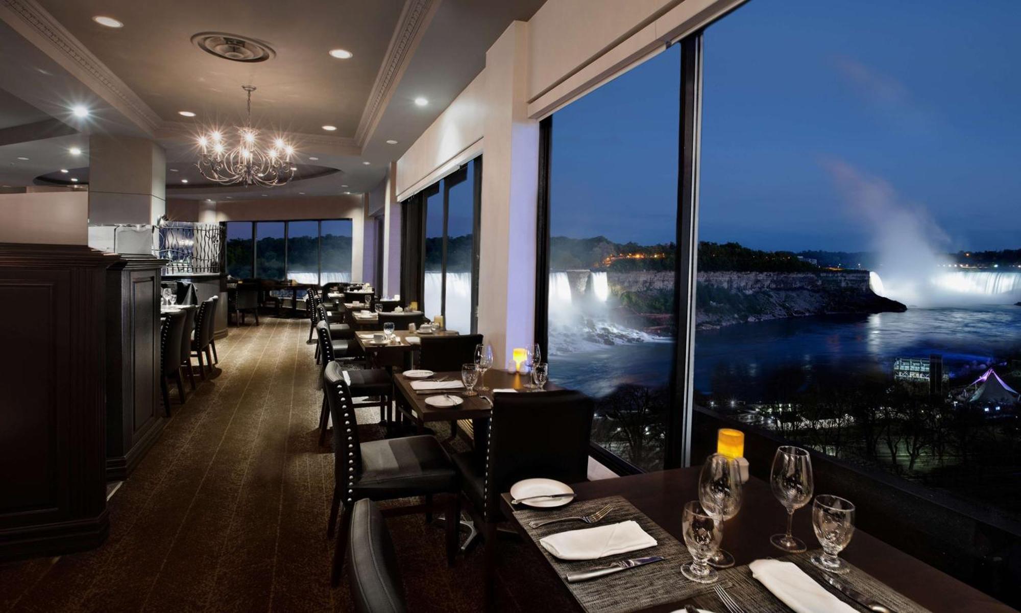 The Brock Niagara Falls Fallsview, Tapestry By Hilton Екстер'єр фото